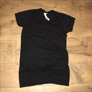 Lululemon swiftly crew in great condition